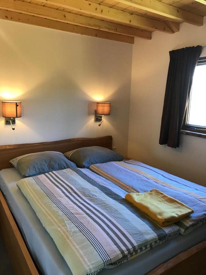 Heerlijk Huisje Vlakbij De Duinen Van Oostvoorne Eksteriør bilde
