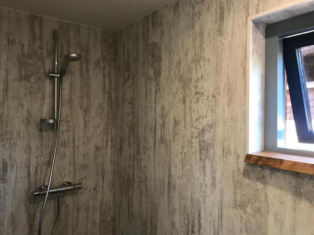 Heerlijk Huisje Vlakbij De Duinen Van Oostvoorne Eksteriør bilde